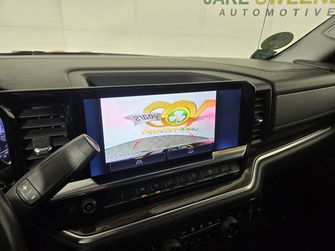 Used 2022 Chevrolet Silverado 1500 LT image 21