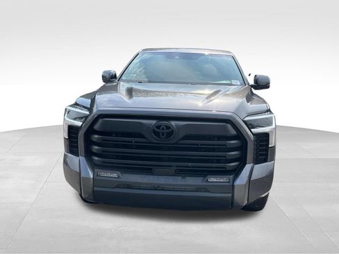 Used 2023 Toyota Tundra SR5 w/ SR5 Convenience Package AWD/4WD image 10