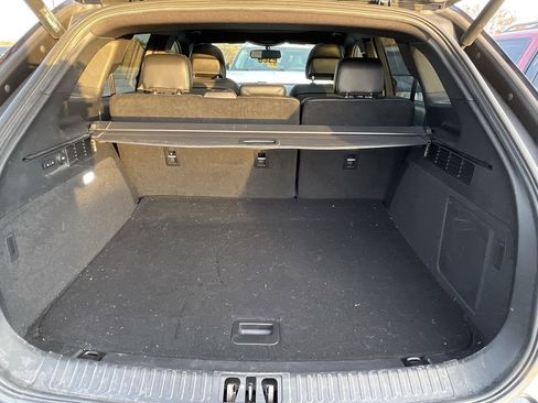 Used 2017 Lincoln MKX Select w/ Enhanced Security Package image 30