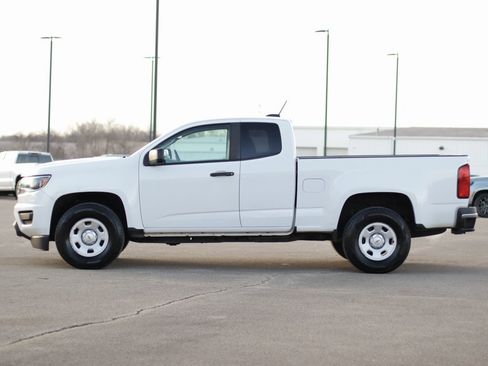 Used 2018 Chevrolet Colorado W/T image 4