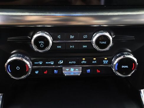 Used 2023 Ford F150 Lariat w/ Equipment Group 502A High AWD/4WD image 55