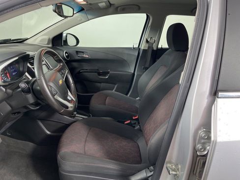 Used 2017 Chevrolet Sonic LT FWD image 19