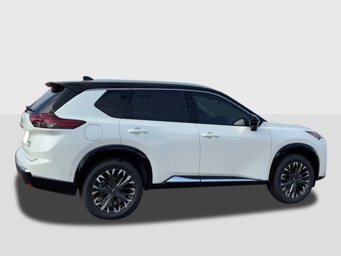 New 2026 Nissan Rogue Platinum image 7