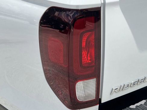 Used 2023 Honda Ridgeline Black Edition image 32