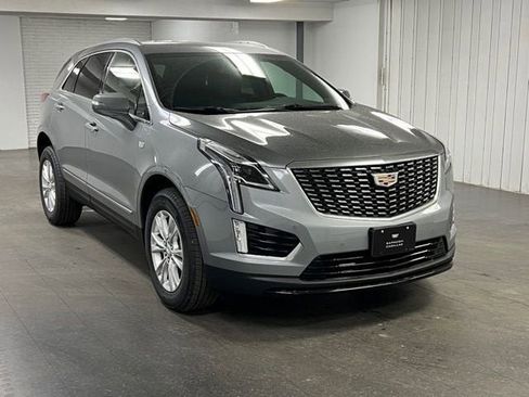 New 2026 Cadillac XT5 Luxury w/ LPO, Floor Liner Package image 7