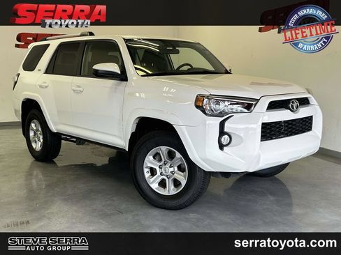 Used 2019 Toyota 4Runner SR5 AWD/4WD image 1