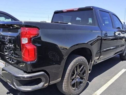 Used 2023 Chevrolet Silverado 1500 RST AWD/4WD image 4