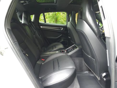 Used 2023 Porsche Panamera 4 Platinum Edition w/ Assistance Package AWD/4WD image 22