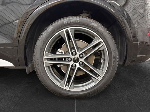 Used 2025 Audi Q5 e Premium Plus w/ Premium Plus Package AWD/4WD image 32