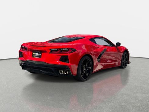 Used 2025 Chevrolet Corvette Stingray Preferred Cpe w/ Battery Protection Package RWD image 3