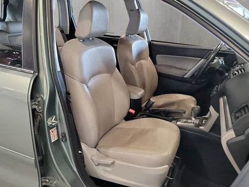 Used 2015 Subaru Forester 2.5i Limited AWD/4WD image 39