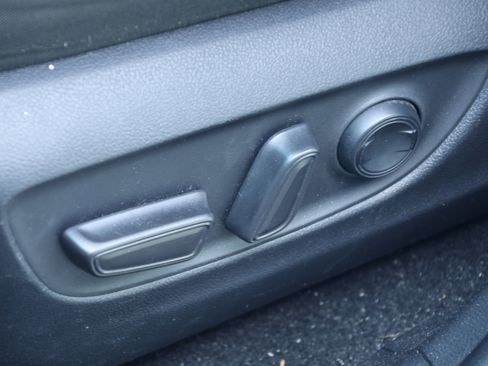 Used 2020 Toyota RAV4 XLE w/ All Weather Liner Package image 30