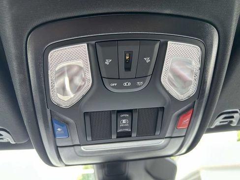 Used 2025 RAM 1500 Big Horn RWD image 30