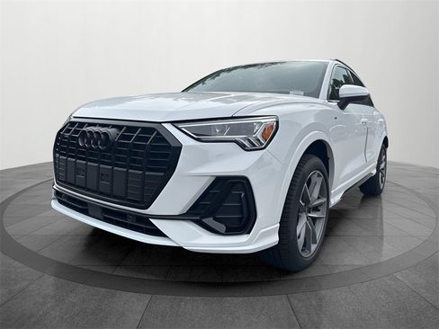 New 2025 Audi Q3 2.0T Premium image 1