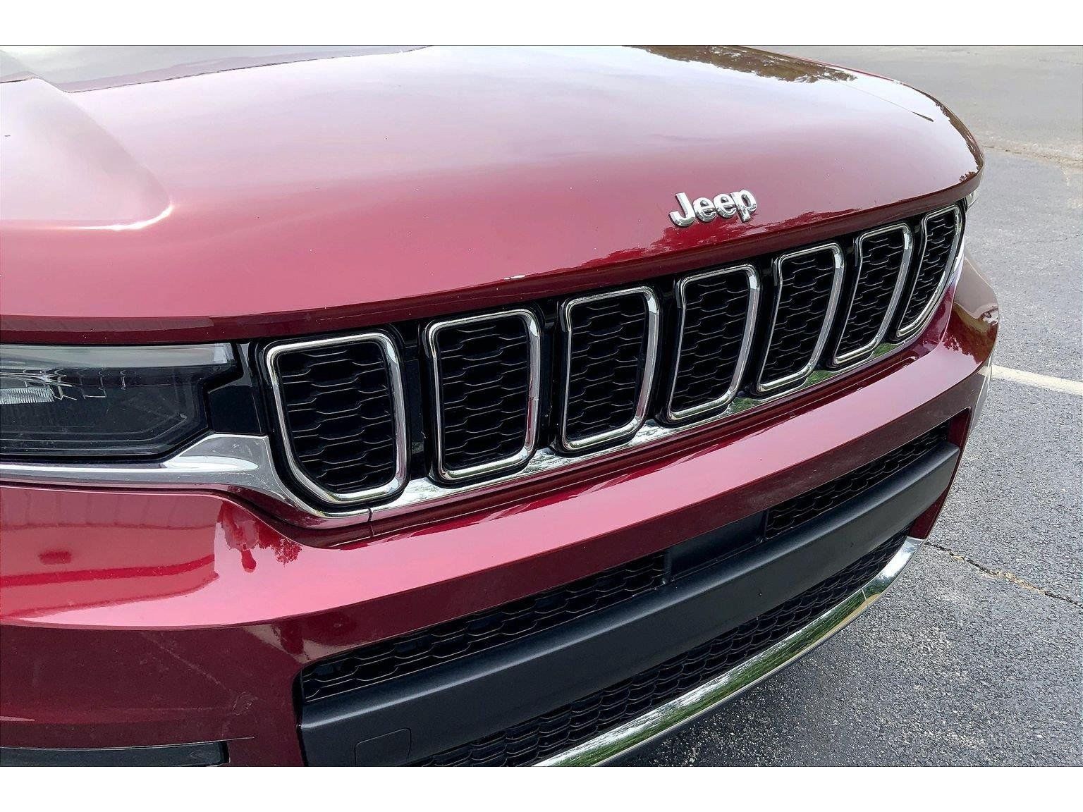 Used 2022 Jeep Grand Cherokee L Limited w/ Trailer Tow Group (B) AWD/4WD image 30
