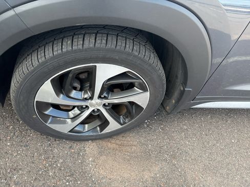 Used 2017 Hyundai Tucson Sport AWD/4WD image 2
