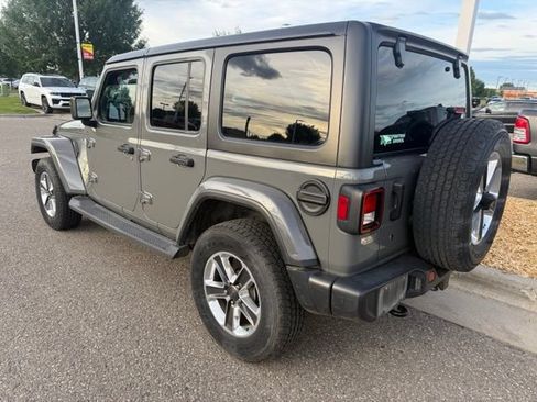Used 2018 Jeep Wrangler Unlimited Sahara w/ Cold Weather Group AWD/4WD image 26