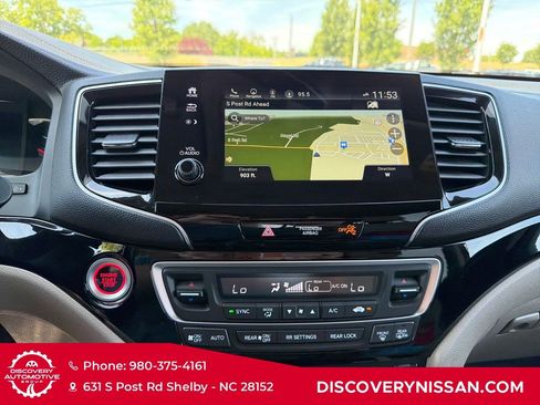 Used 2022 Honda Pilot Touring image 19