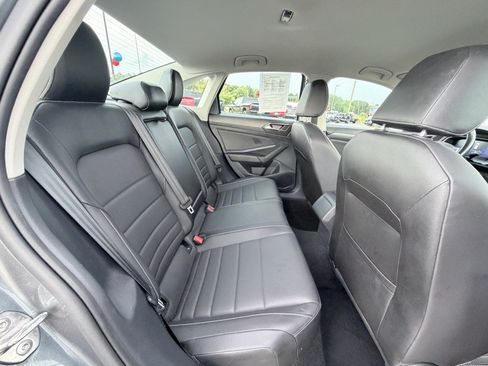 Used 2024 Volkswagen Jetta SE FWD image 26