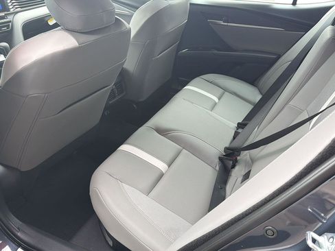 Used 2026 Toyota Camry SE w/ Convenience Package FWD image 9