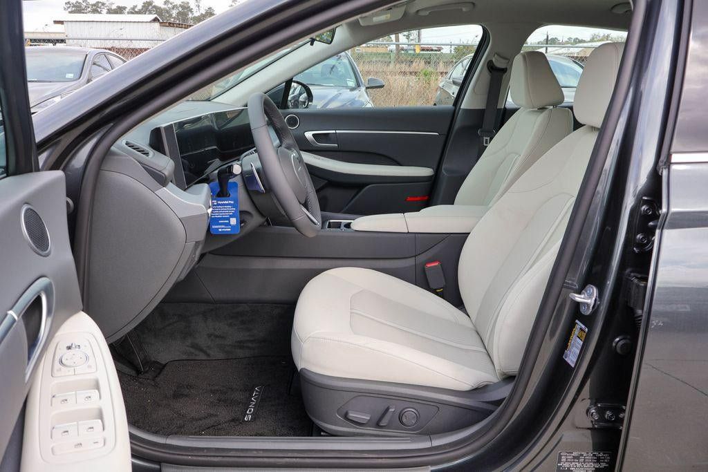 New 2026 Hyundai Sonata SEL FWD image 7