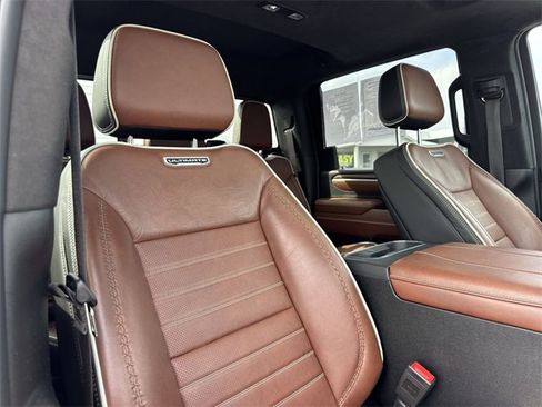 Used 2025 GMC Sierra 2500 Denali Ultimate image 25