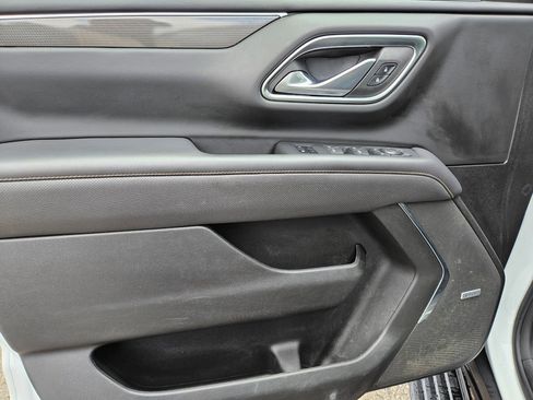 Used 2022 GMC Yukon AT4 image 13