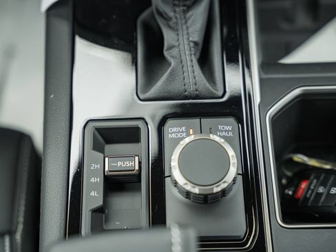 New 2026 Toyota Tundra Limited AWD/4WD image 25