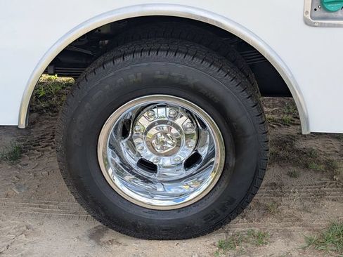 New 2026 RAM 3500 Tradesman w/ Chrome Appearance Group A AWD/4WD image 8
