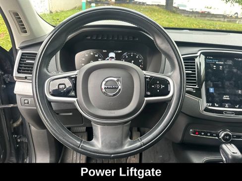 Used 2021 Volvo XC90 T5 Momentum w/ Advanced Package AWD/4WD image 13