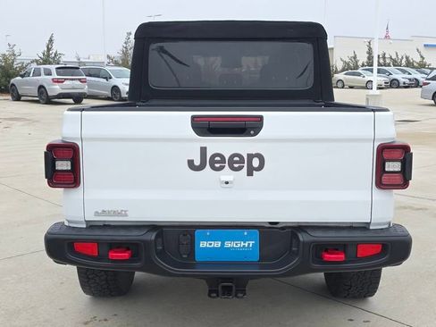 Used 2024 Jeep Gladiator Rubicon image 4