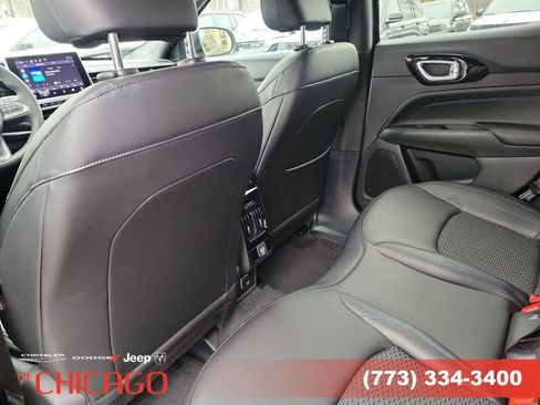 New 2026 Jeep Compass Latitude image 11