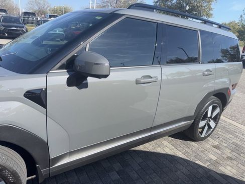 Used 2024 Hyundai Santa Fe Limited image 3