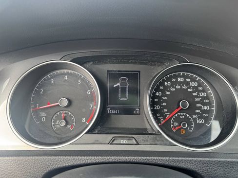 Used 2017 Volkswagen Golf Alltrack SE AWD/4WD image 37