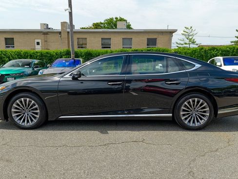 Used 2024 Lexus LS 500 AWD w/ Interior Upgrade Package image 4