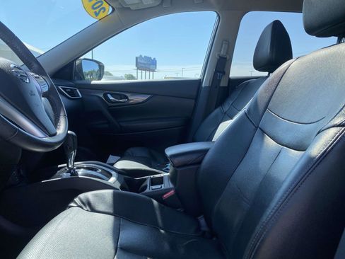 Used 2016 Nissan Rogue SL w/ SL Premium Package FWD image 14