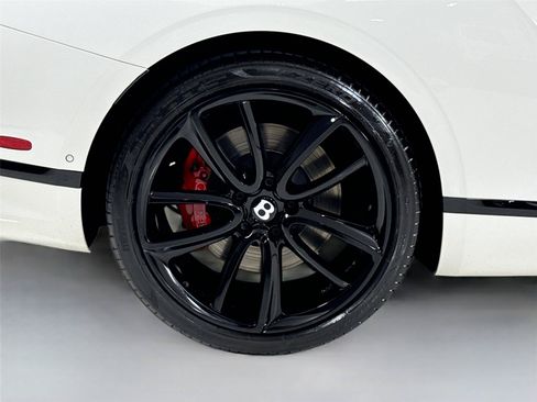 Used 2020 Bentley Continental GT AWD/4WD image 37