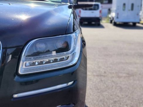 Used 2019 Lincoln Navigator L Select AWD/4WD image 10