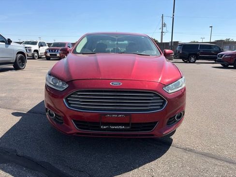 Used 2016 Ford Fusion Titanium FWD image 2