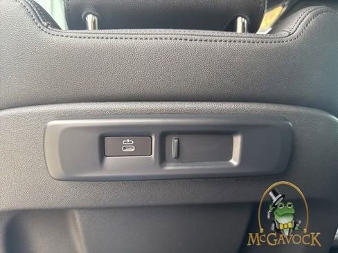 Used 2022 BMW X5 sDrive40i w/ Premium Package RWD image 36