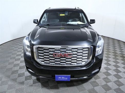 Used 2018 GMC Yukon Denali w/ Denali Ultimate Package image 3