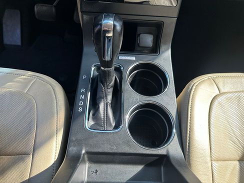 Used 2017 Ford Flex Limited image 22