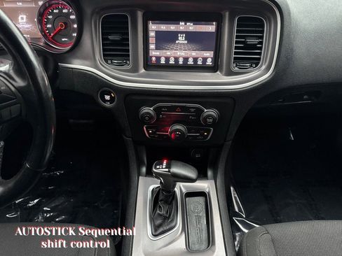 Used 2019 Dodge Charger SXT w/ Driver Confidence Group image 22