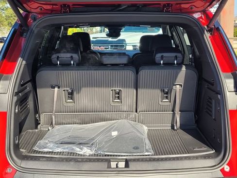 New 2026 GMC Acadia Elevation w/ Black Edition FWD image 9
