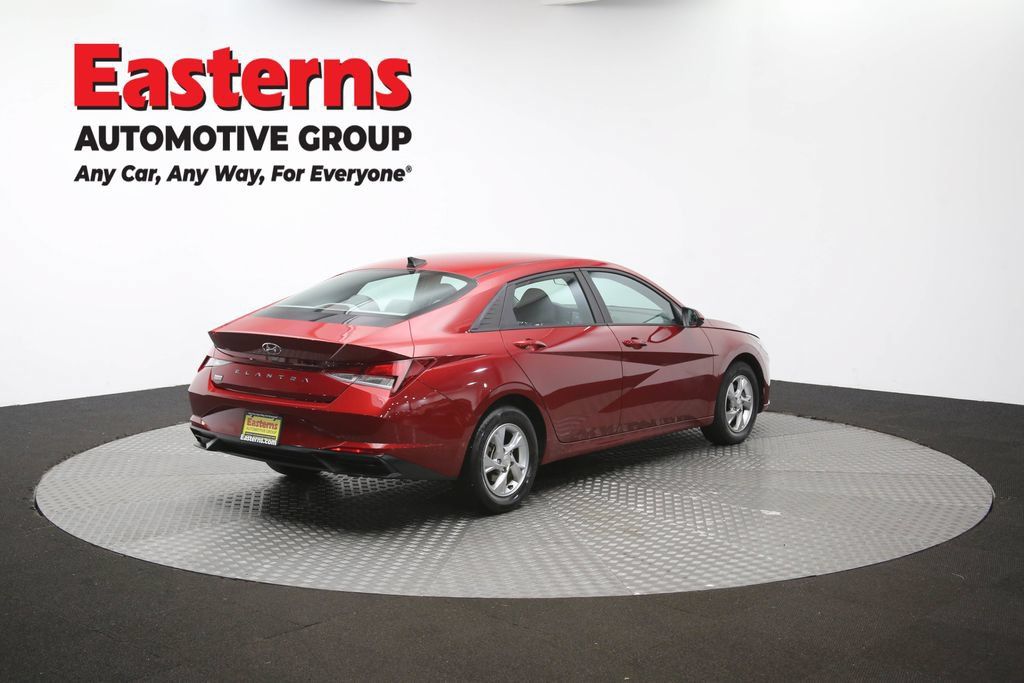 Used 2023 Hyundai Elantra SE w/ Cargo Package FWD image 42