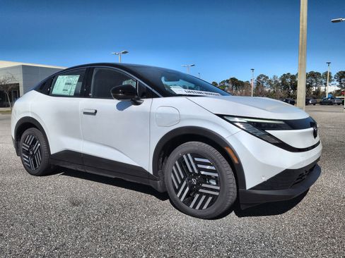 New 2026 Nissan Leaf SV+ image 3