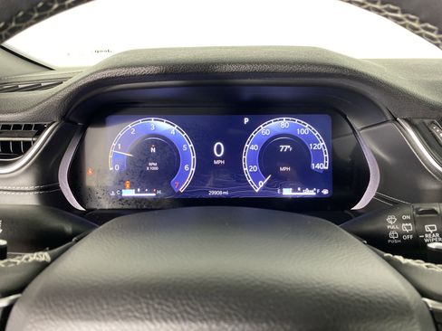 Used 2024 Jeep Grand Cherokee L Laredo w/ Luxury Tech Group I AWD/4WD image 22