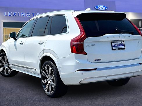 Used 2022 Volvo XC90 T8 Inscription w/ Advanced Package AWD/4WD image 4
