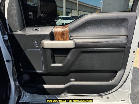 Used 2018 Ford F150 Lariat w/ Equipment Group 502A Luxury AWD/4WD image 37
