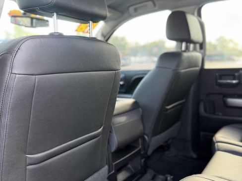 Used 2018 Chevrolet Silverado 1500 LT w/ All Star Edition image 17